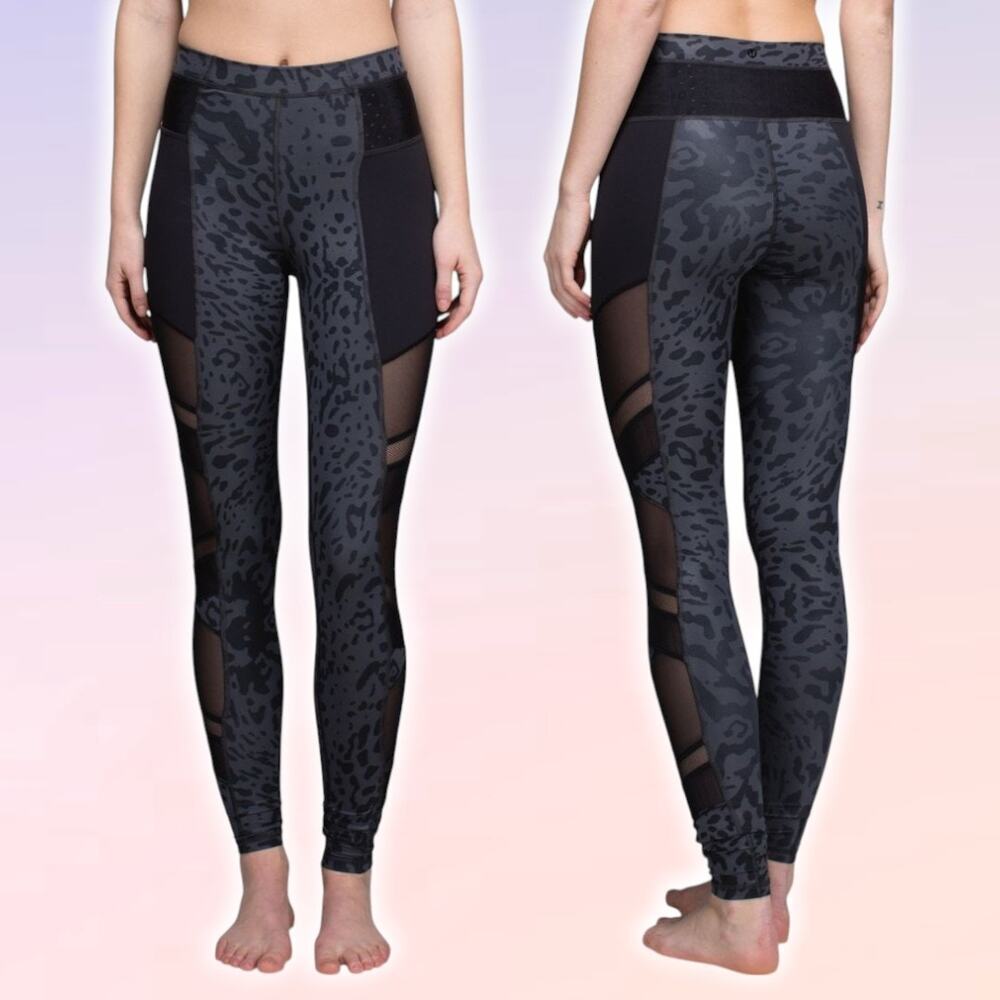 LULULEMON Just Breathe Pant Size 2 Animal Swirl Deep Coal Light / Black